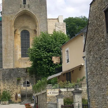 Hotel De L'abbaye Saint-Amand-de-Coly